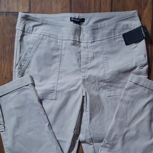 Ava & Grace Women's Cropped Pants in Tan Cream Xl Pull On NWT